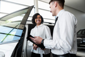 Choosing Between Auto Financing and Leasing: Which Option Suits You Best?